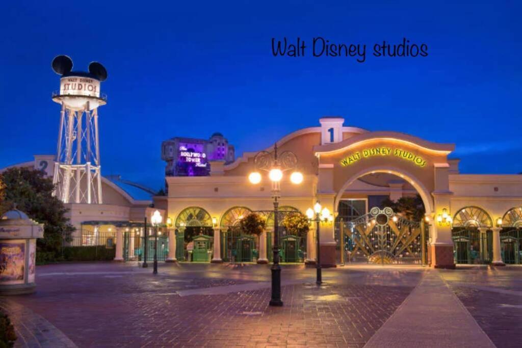 Studio 2 Adultes 2 Enfants Parcs Disneyland Paris Монтеврен Екстер'єр фото